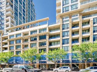 222 Riverfront Ave SW #1126, Calgary, AB T2P 0W3