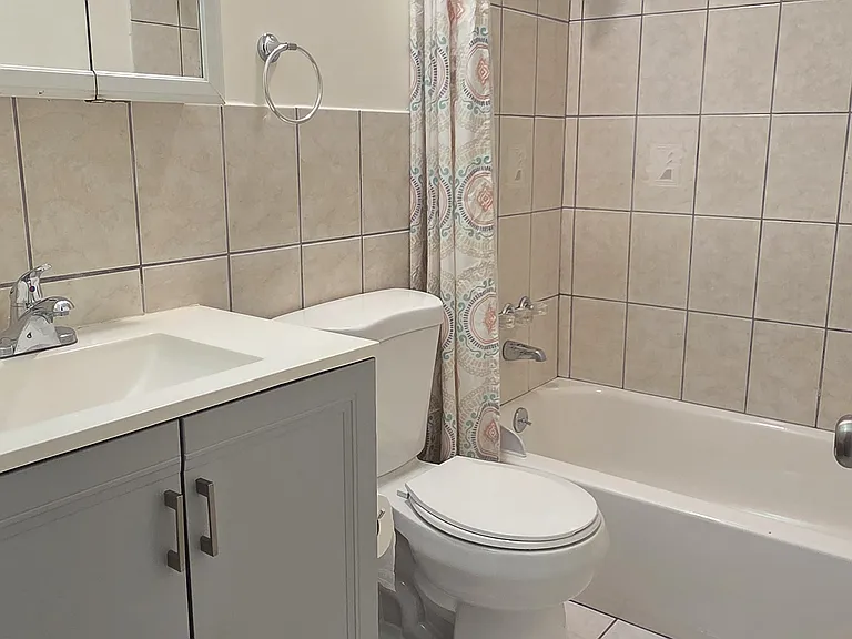 1387 Abbey Way — Photo 6