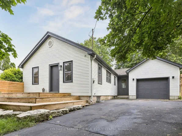 37 5th Ave, Cambridge, ON N1S 2G1