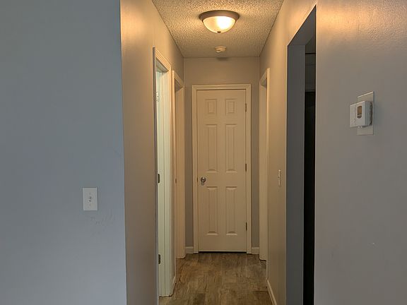 5th image of 1914 W 12th Ave