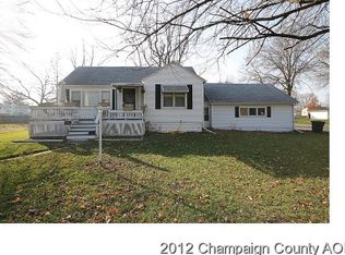 665 N Piatt St, Bement, IL 61813