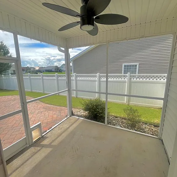 425 Tiburon Dr — Photo 27