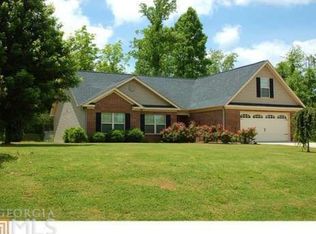111 Woodcrest Dr, Clarkesville, GA 30523