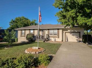 2604 Easton St, Harrisonville, MO 64701