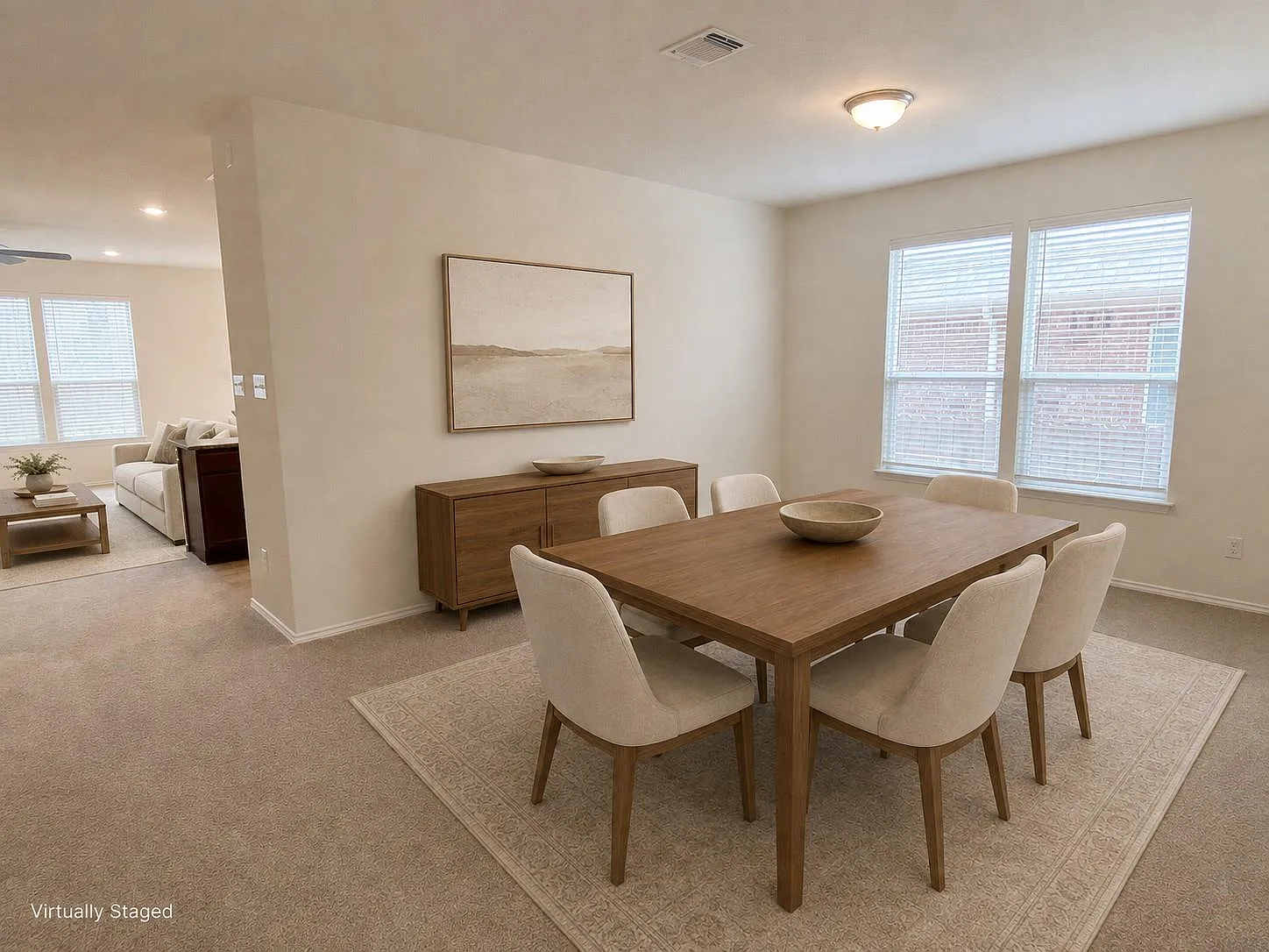 4 bed, 2.5 bath, 2502 sqft, $2,350 — Photo 3