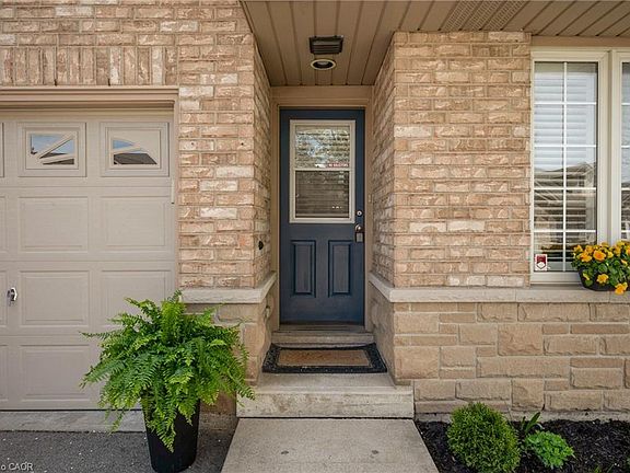 2nd image of 751 Rymal Rd W #17