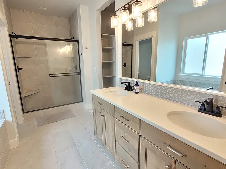 1768 W Crosswind St — Photo 18