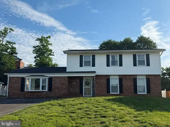1916 Cuire Dr, Severn, MD 21144