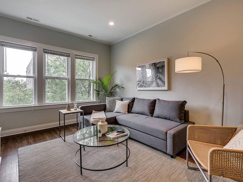 1st image of 1105 N Ashland Ave Unit 3