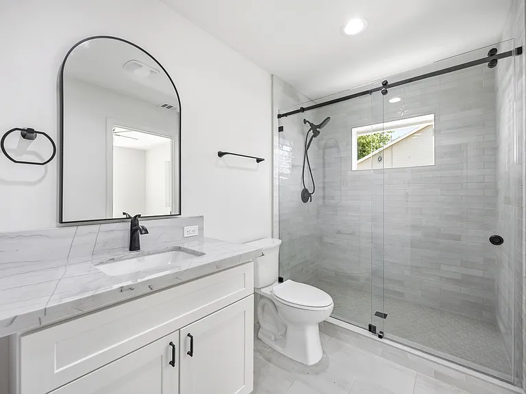 425 E D St #B — Photo 8