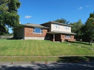 922 Pennwood Dr, New Albany, IN 47150