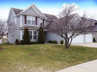 409 Trefoil, Savoy, IL 61874