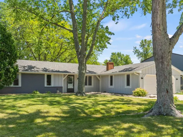 4527 Mirror Light Pl, Fort Wayne, IN 46804