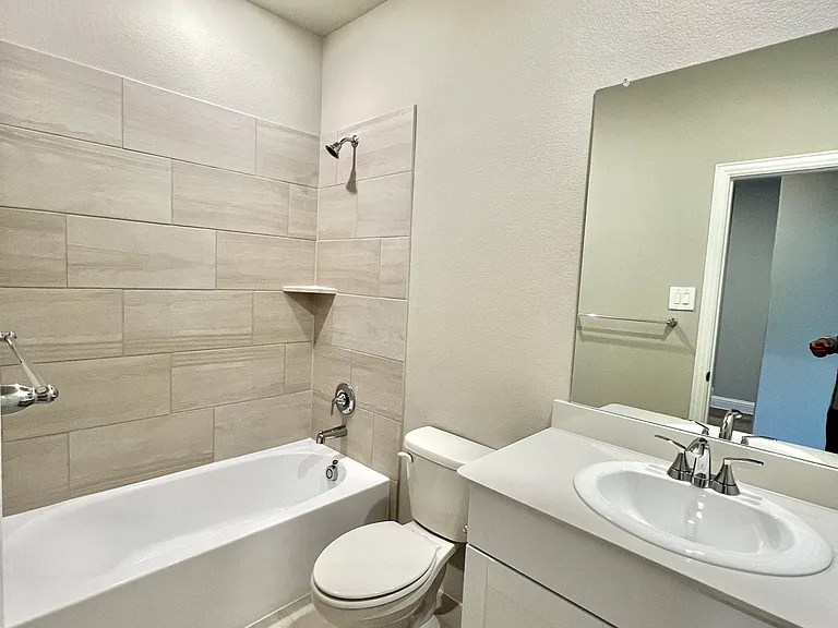 1411 Winters Way — Photo 8