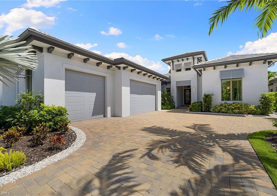 1st image of 19925 Montserrat LN