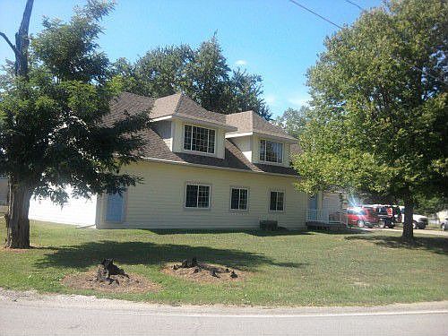 4th image of 5987 SE 64th Ave