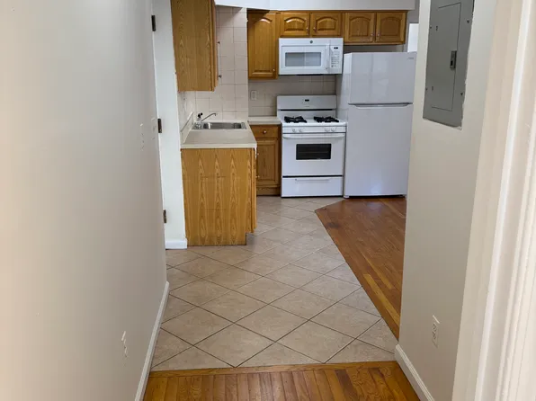 64 Park Street image 1 of 5