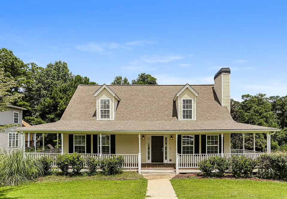 19 Colonial Way