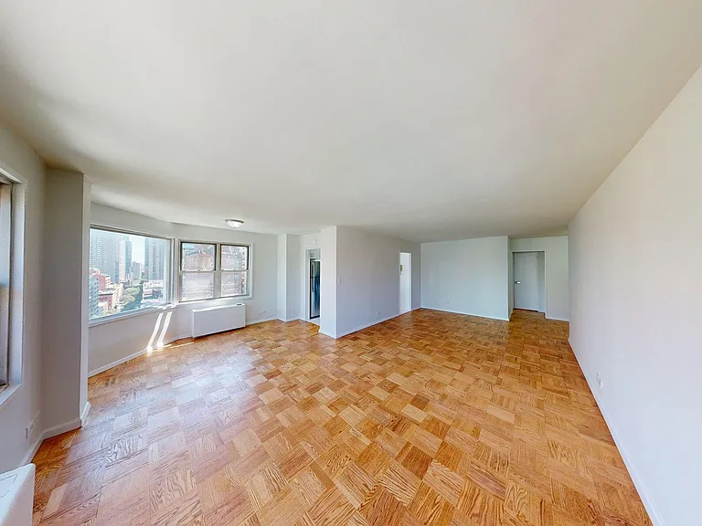 250 E 73rd St #16E — Photo 4