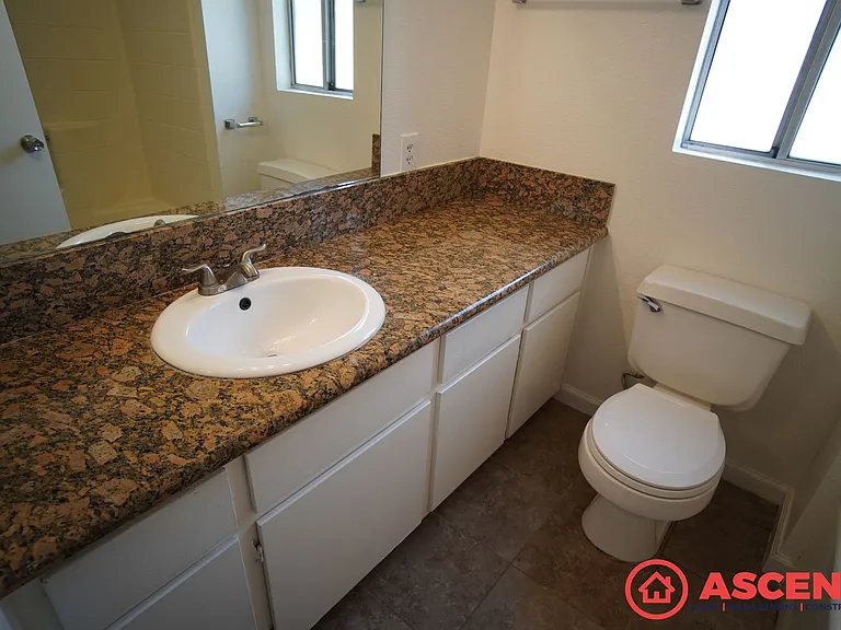 11900 Handel Ave #1-4 — Photo 4