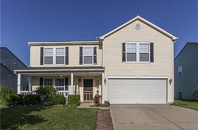Charming sunny yellow family home is ready to move in!