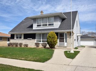 3800 S 77th St, Milwaukee, WI 53220