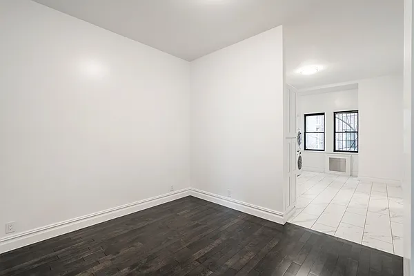 Rented by Compass | media 24