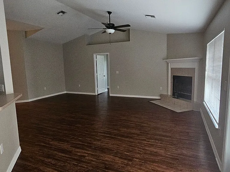 1530 SW 19th Ave — Photo 14