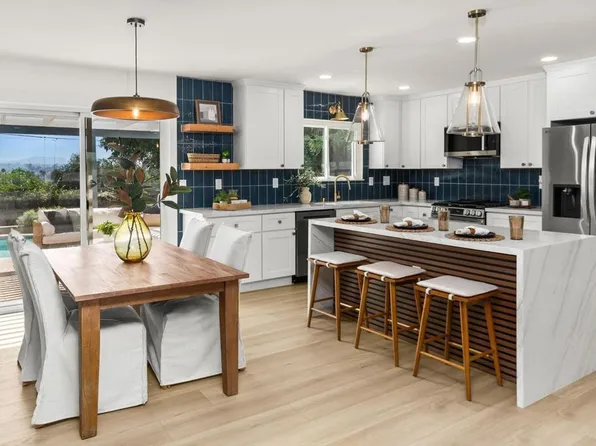 925 Maryland Dr, Vista, CA 92083