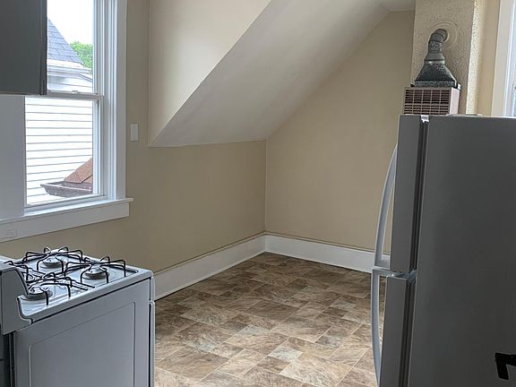 2nd image of 3667 E Munkwitz Ave