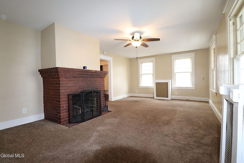 3rd image of 1318 Stanford Street