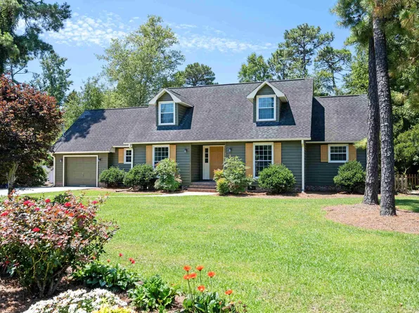 453 Hawthorn Dr., Pawleys Island, SC 29585