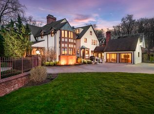 805 N Briar Rd, Muncie, IN 47304