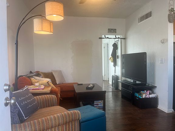 5th image of 1410 W Fresno St #1/1