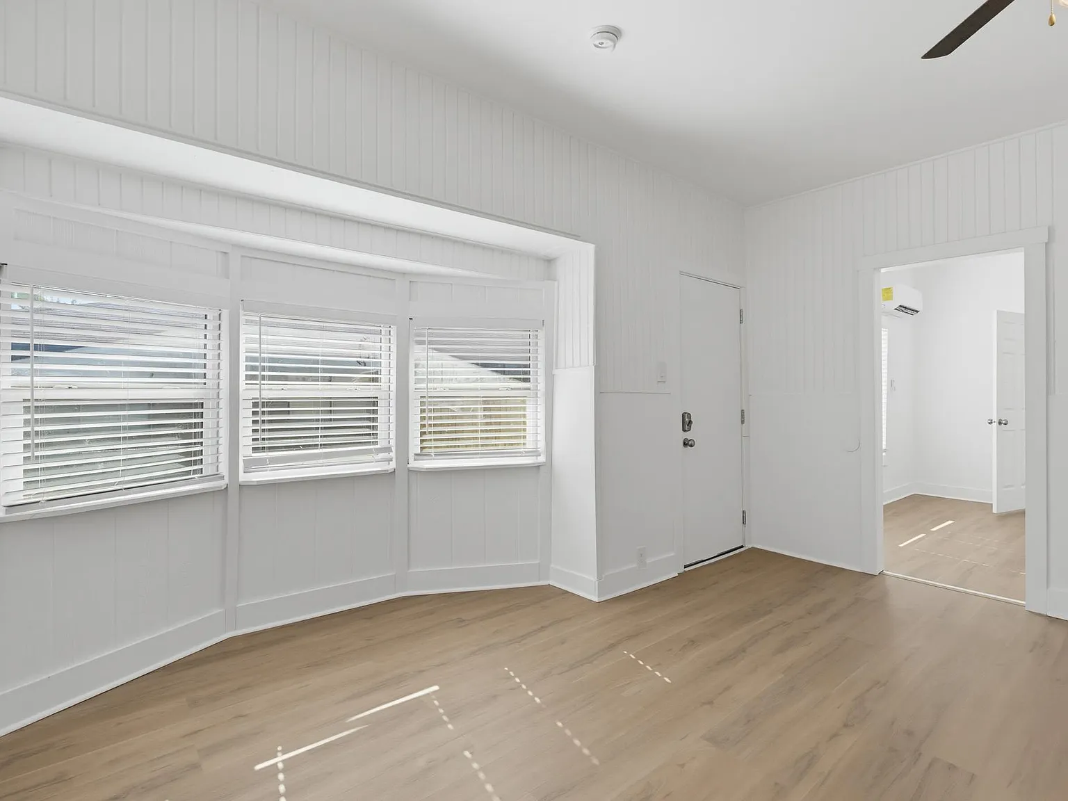 2 bed, 790 sqft, $1,600 — Photo 4