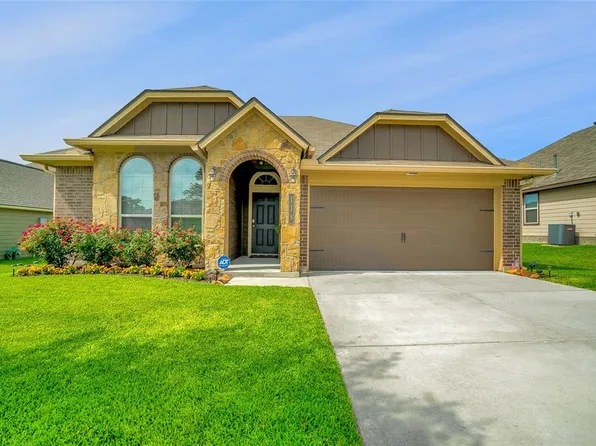 118 Green Haven Dr, Huntsville, TX 77320