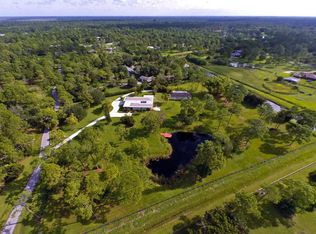 13524 Running Water Rd, Palm Beach Gardens, FL 33418