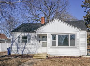 2030 Webster St, Racine, WI 53403