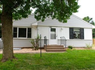 5071 Sunnyside Rd, Mounds View, MN 55112