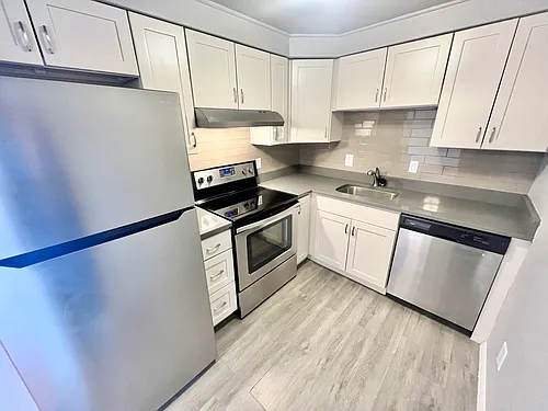 809 Oak St Photo 1