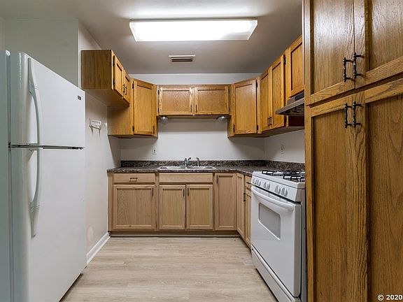 5th image of 1509 SE 14th Ave