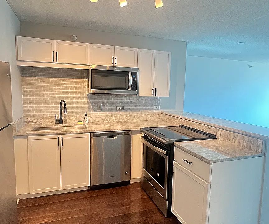 1st image of 2 E Erie St APT 2714
