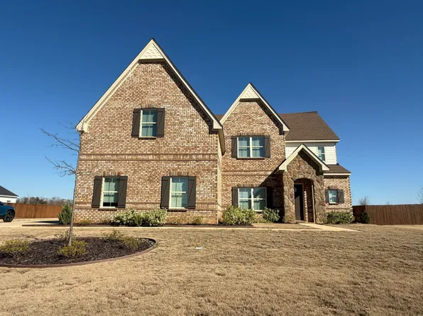 526 Midland Dr, Wetumpka, AL 36093