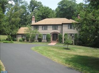 400 Barbara Ln, Bryn Mawr, PA 19010