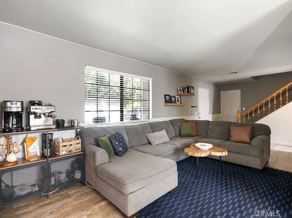 304 S Minnesota Ave, Glendora, CA 91741