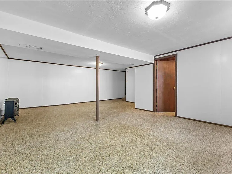 6743 Jasmine Cir — Photo 24