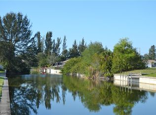 1416 SE 5th Place Cpe, Coral, FL 33990