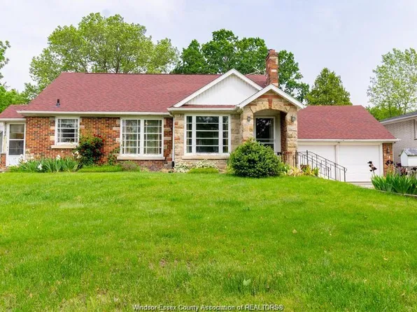 153 Talbot St W, Leamington, ON N8H 1N2