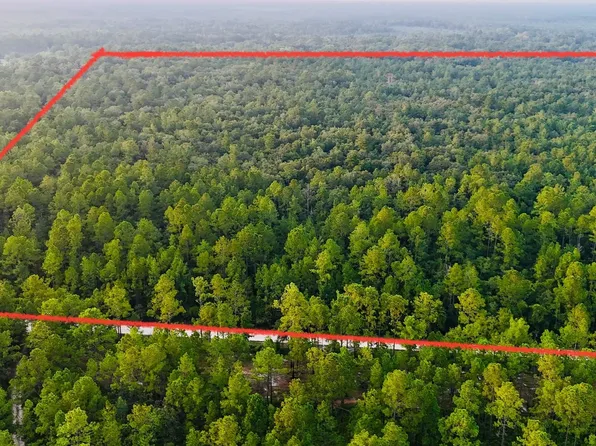 4 Hunters Trce, Crawfordville, FL 32327