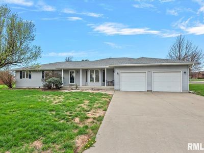 145 Illini Trl, Virden, IL, 62690